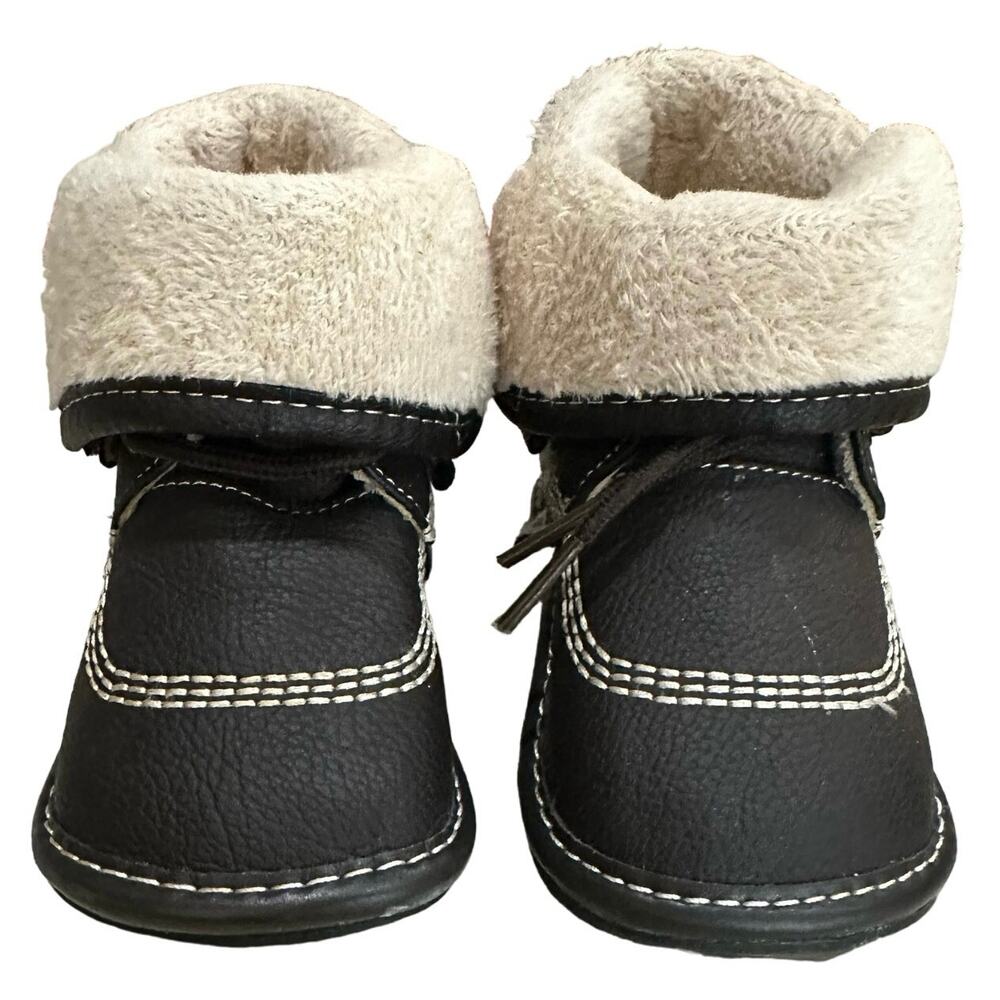 Jack and lily leather kids‎ shoes faux fur lined. Lace up Size K12